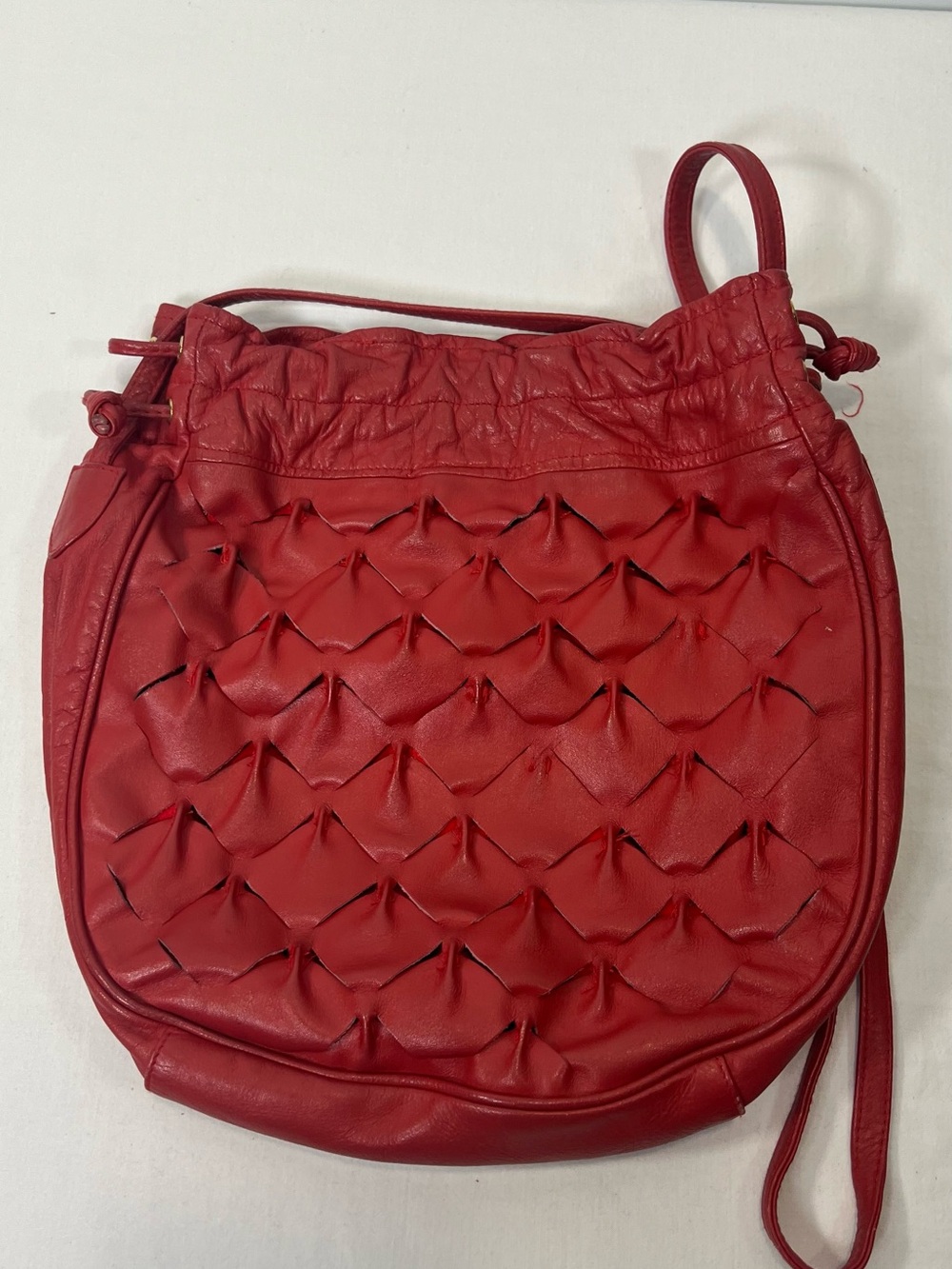 Rare Vintage 80's Debra Lynne for Clemente Smocked Red Leather Crossbody Bag